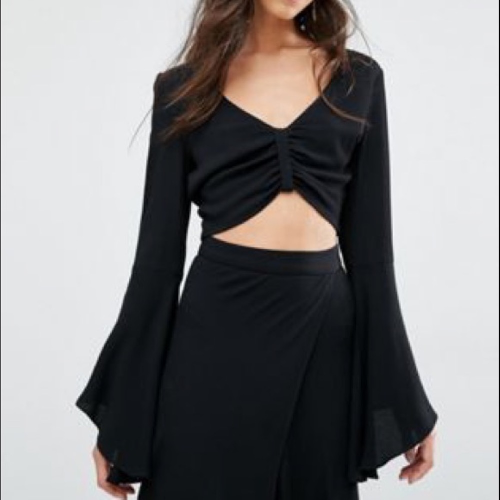 ALYSSA FLYNN SKYE CROP TOP KIMONO SLEEVE